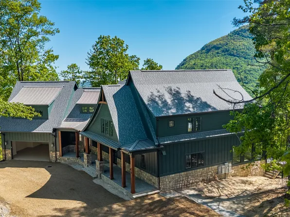54 Forestland Road, Cashiers, NC 28717