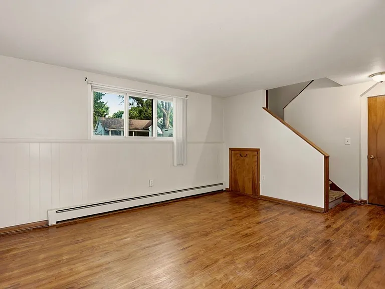 1705 & 1707 Cooper Ave — Photo 1