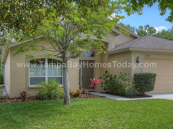 2nd image of 3724 Lockridge Dr