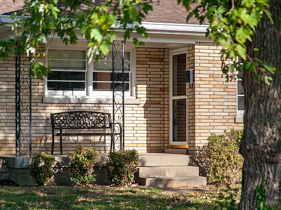 4th image of 3305 Stratford Ave