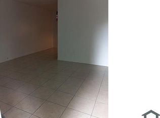 10121 N 11th St APT B, Tampa, FL 33612