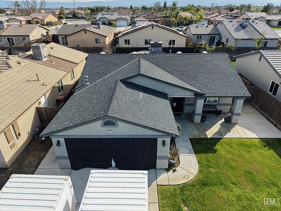 4th image of 605 Corregidora Ave