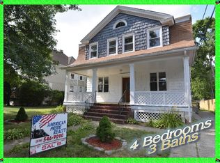 60 Whaley St, Freeport, NY 11520