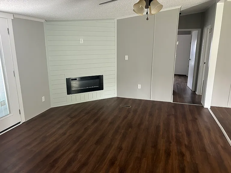 7210 April Dr — Photo 4