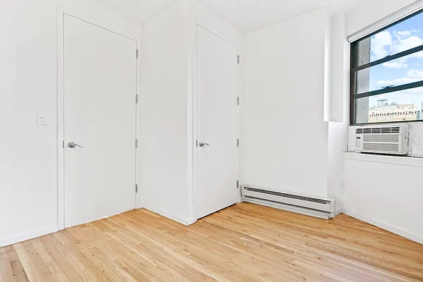 Rented by Pinnacle City Living | media 17