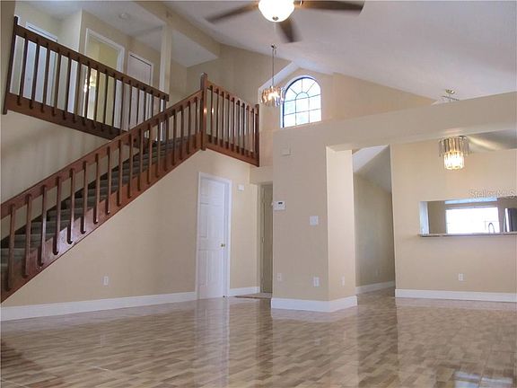 4th image of 1036 Manigan Ave