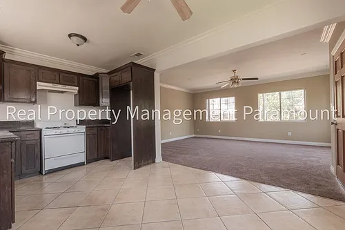 3831 S Wall St Photo 1