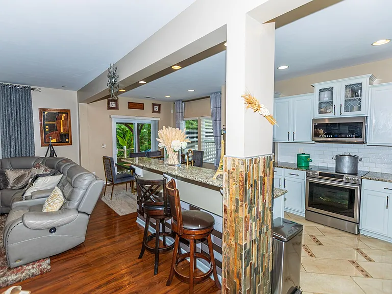 2922 Deep Cove Dr NW — Photo 8