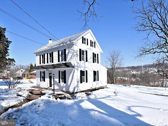 2nd image of 1398 Chestnut Grove Rd