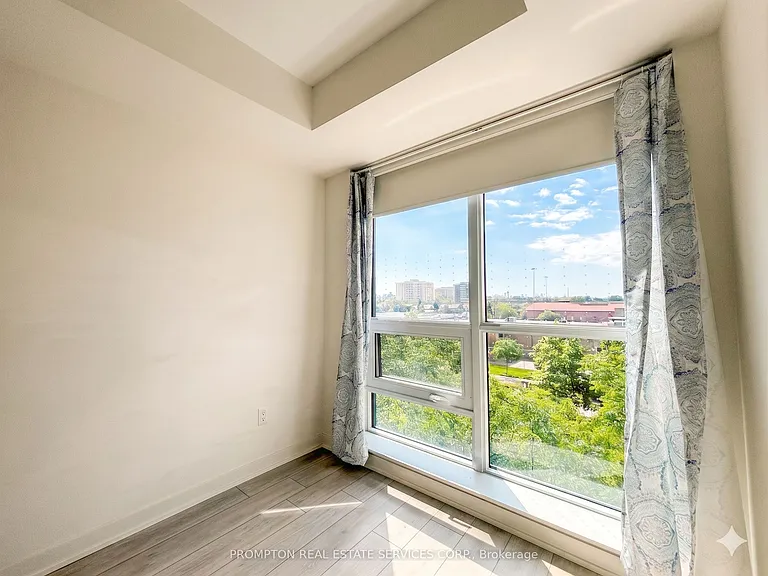 31 Tippett Rd #436 — Photo 3