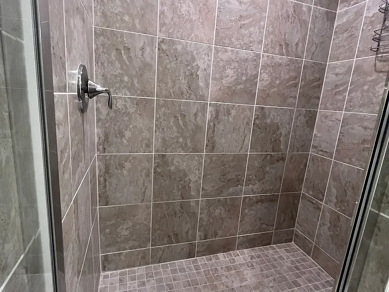 17520 Gawthrop Dr #403 — Photo 20
