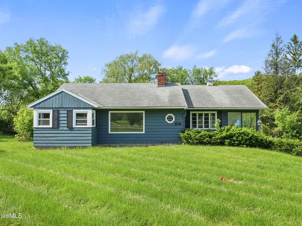 132 Main St, Williamstown, MA 01267