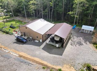 2057 Berry Branch Rd, Mountain City, TN 37683