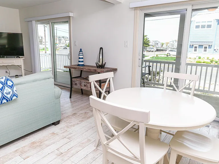 618 Bayshore Ave — Photo 27