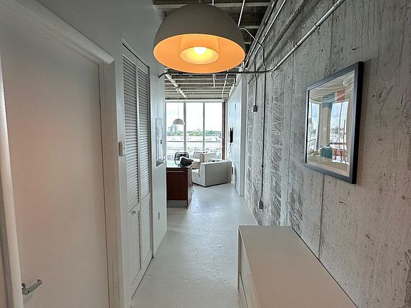 2nd image of 8101 Biscayne Boulevard #R-509