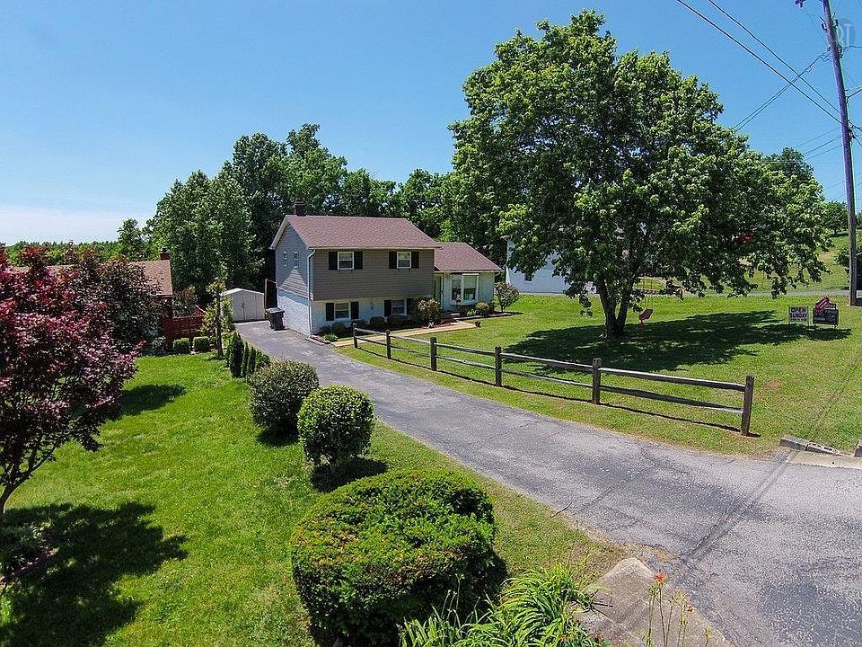 1st image of 2606 Tiffany Dr