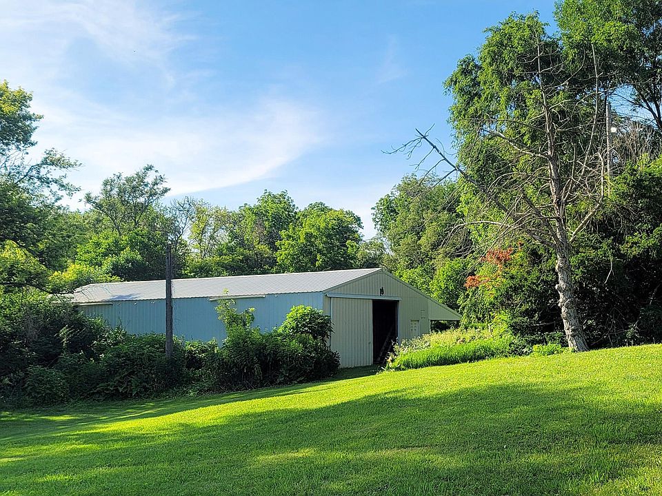 2nd image of 24316 Greenview Rd