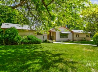 3230 S Victory View Dr, Boise, ID 83709