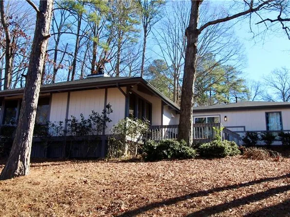 6945 Ivy Log Dr, Austell, GA 30168
