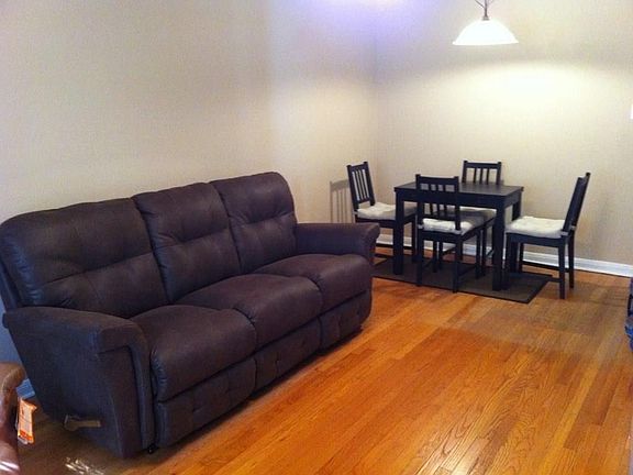 3rd image of 1622 Wakefield Dr