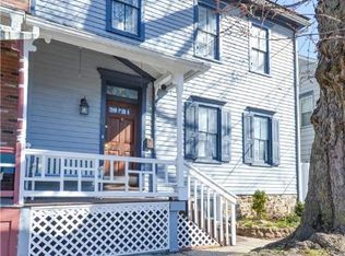 17 E Center St, Nazareth, PA 18064