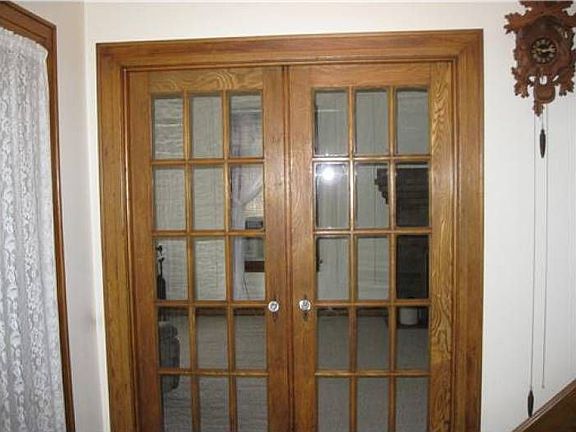 FRENCH DOORS