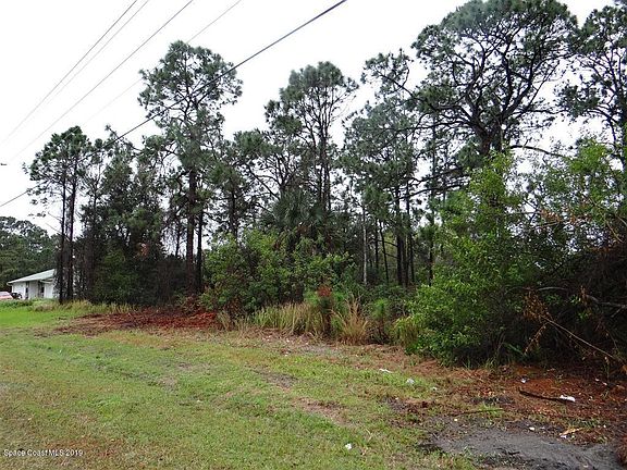 2nd image of 334 San Filippo Dr SE