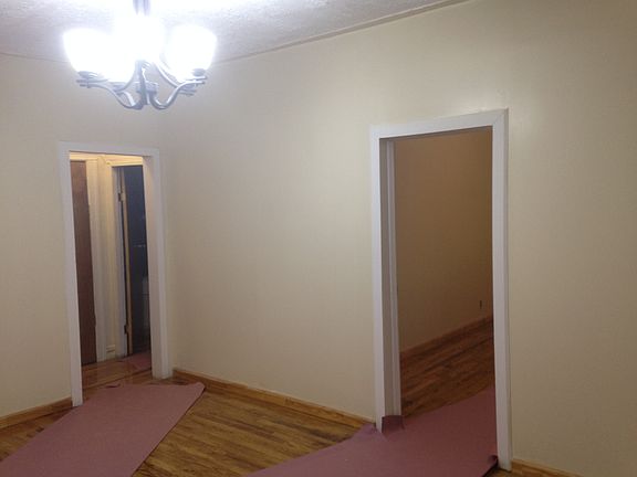 5th image of 351 E 21st St APT 1D