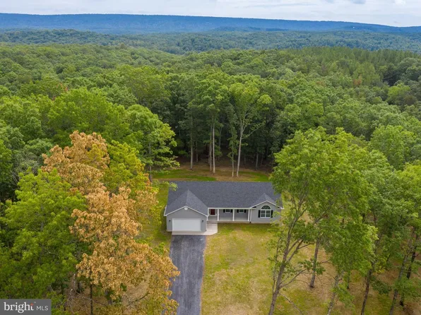 245 Levis Ridge Ln, Winchester, VA 22603