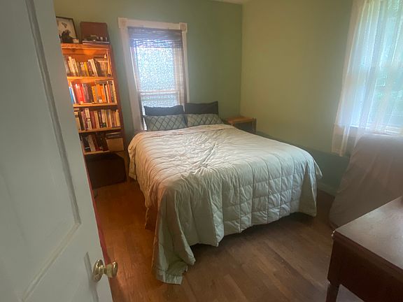 3rd image of 1233 Blakeslee St #1