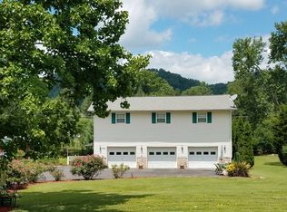711 E McKinney Ave, Rogersville, TN 37857