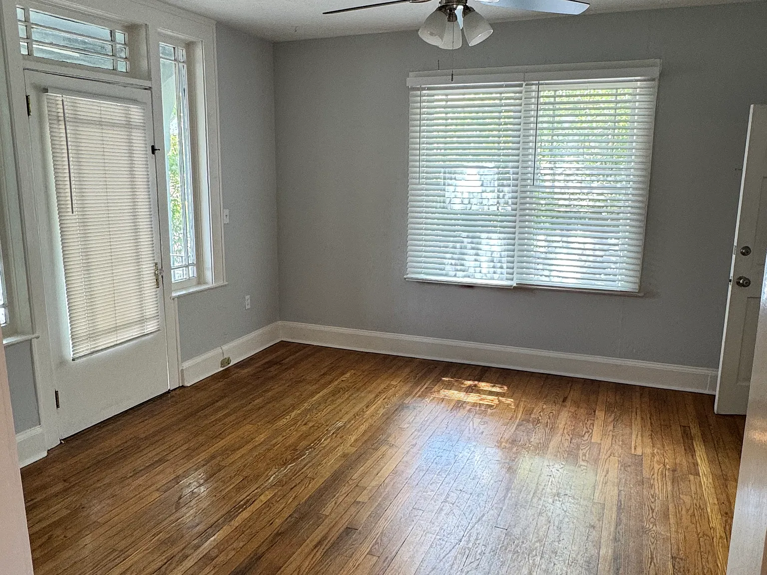 2619 Forbes St — Photo 3