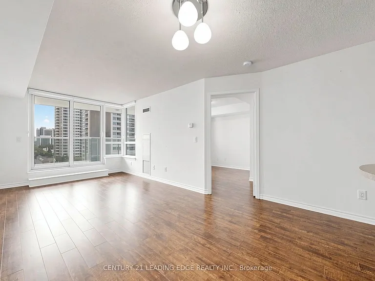 17 Barberry Pl #905 — Photo 5