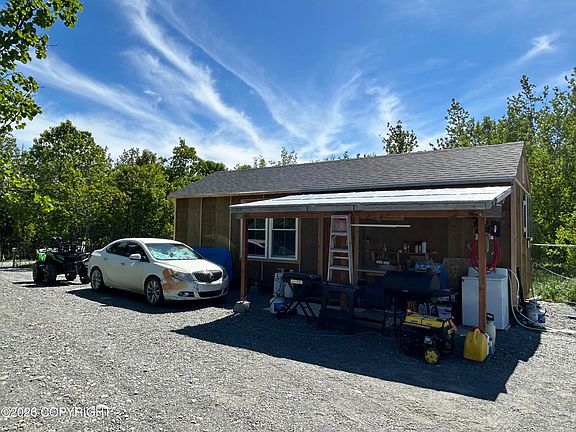 2nd image of 36500 Skylark Ln
