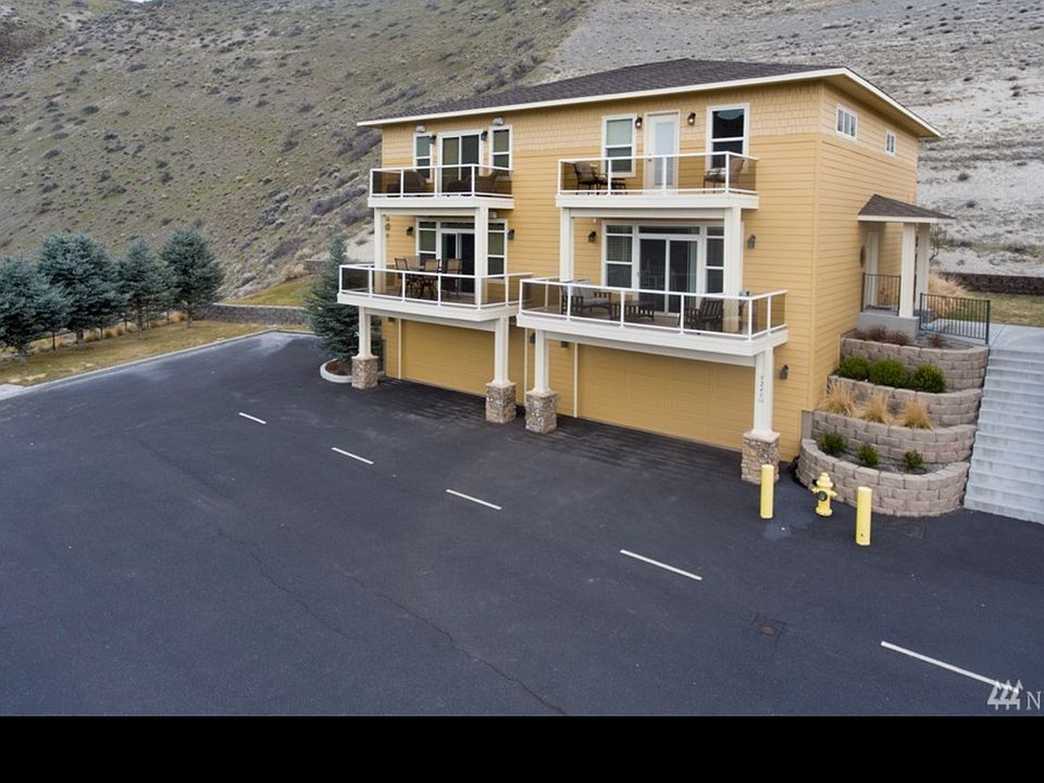 1st image of 9245 Red Cliff Dr NW