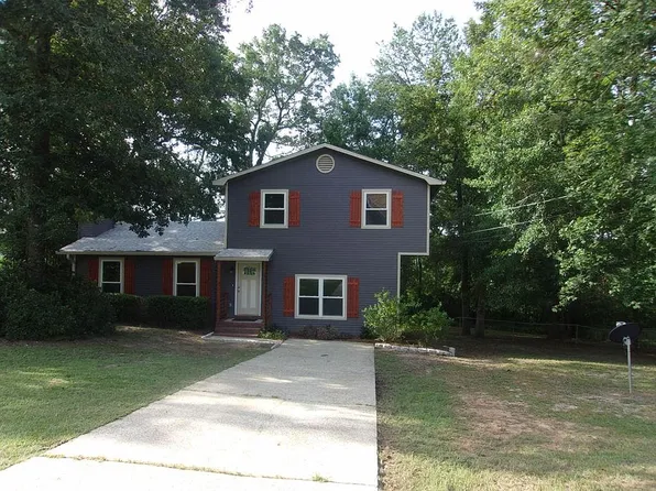 1073 Willow Oaks Dr, Ozark, AL 36360