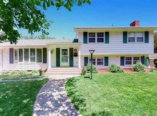 104 S Pkwy, Columbus, NE 68601