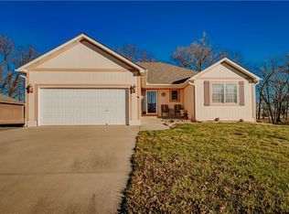 2209 Jil St, Harrisonville, MO 64701