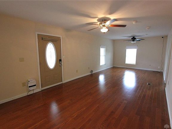 5th image of 2745 Haig Ave