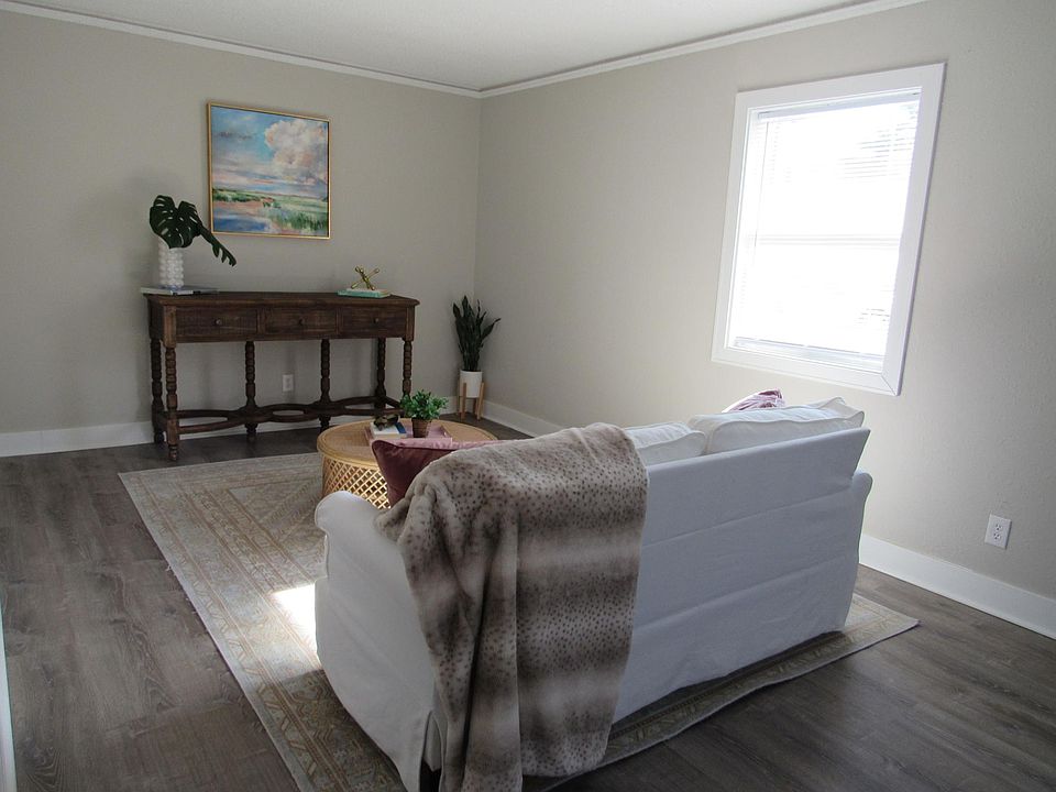 Another view of living area - these apartments are not furnished.