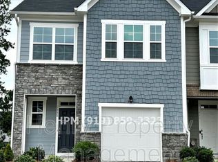 2842 Lanasa Ln, Apex, NC 27523
