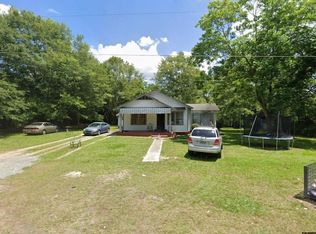 704 W Hinton Ave, Lumberton, MS 39455