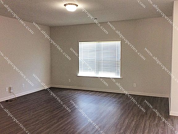 5th image of 202 Balota St
