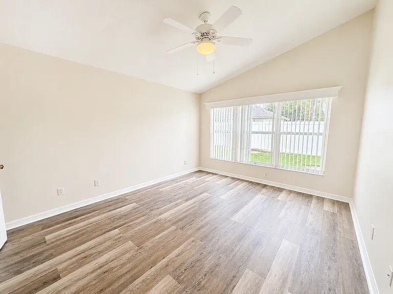 4201 Pine Isle Dr — Photo 12
