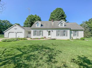 28845 Middle Crossing Rd, Dowagiac, MI 49047