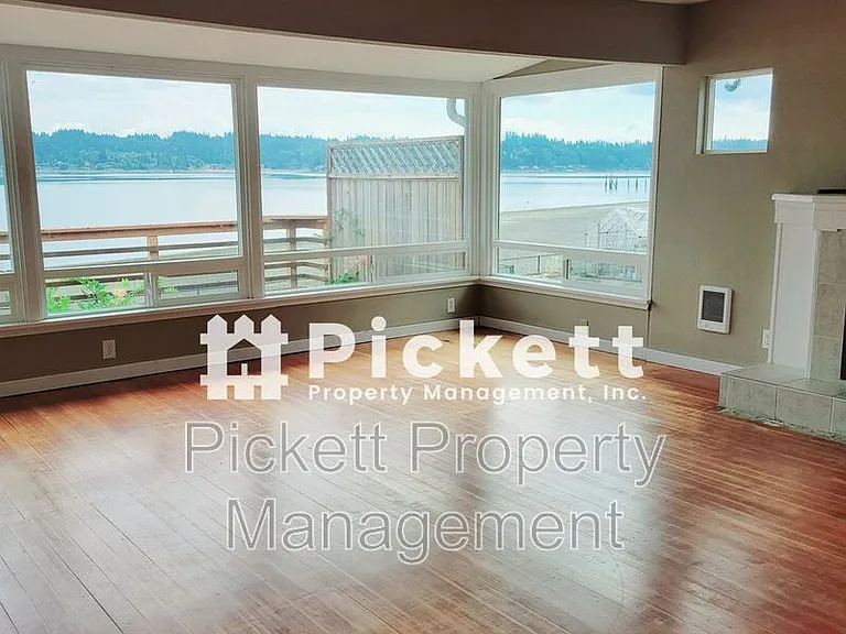 2821 Erlands Beach Loop NW — Photo 8