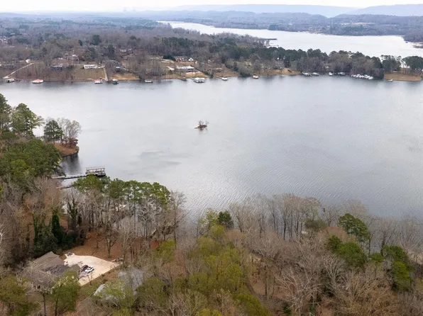 Winn Rd, Scottsboro, AL 35769