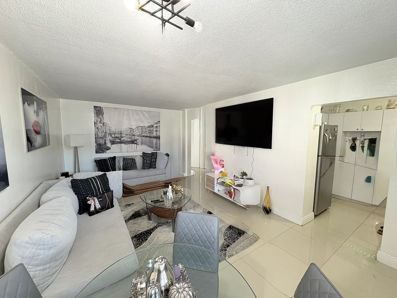 1 bed, 661 sqft, $1,600 — Photo 2