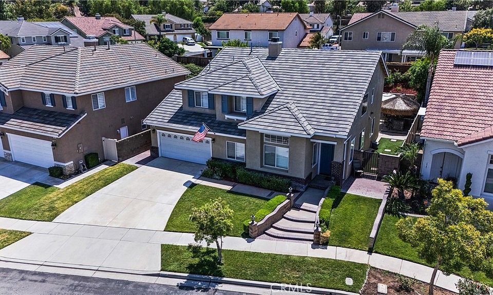 1st image of 540 Newport Cir