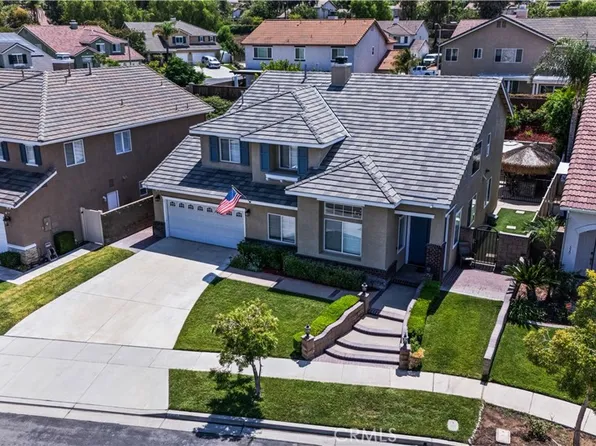 540 Newport Cir, Corona, CA 92881